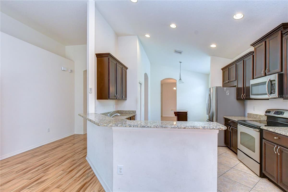 8443 WHITE POPLAR DRIVE — photo 43 of 100