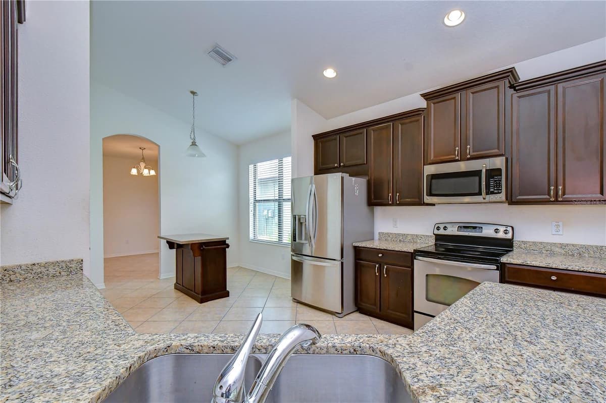 8443 WHITE POPLAR DRIVE — photo 41 of 100