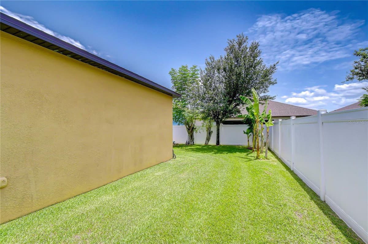 8443 WHITE POPLAR DRIVE — photo 76 of 100