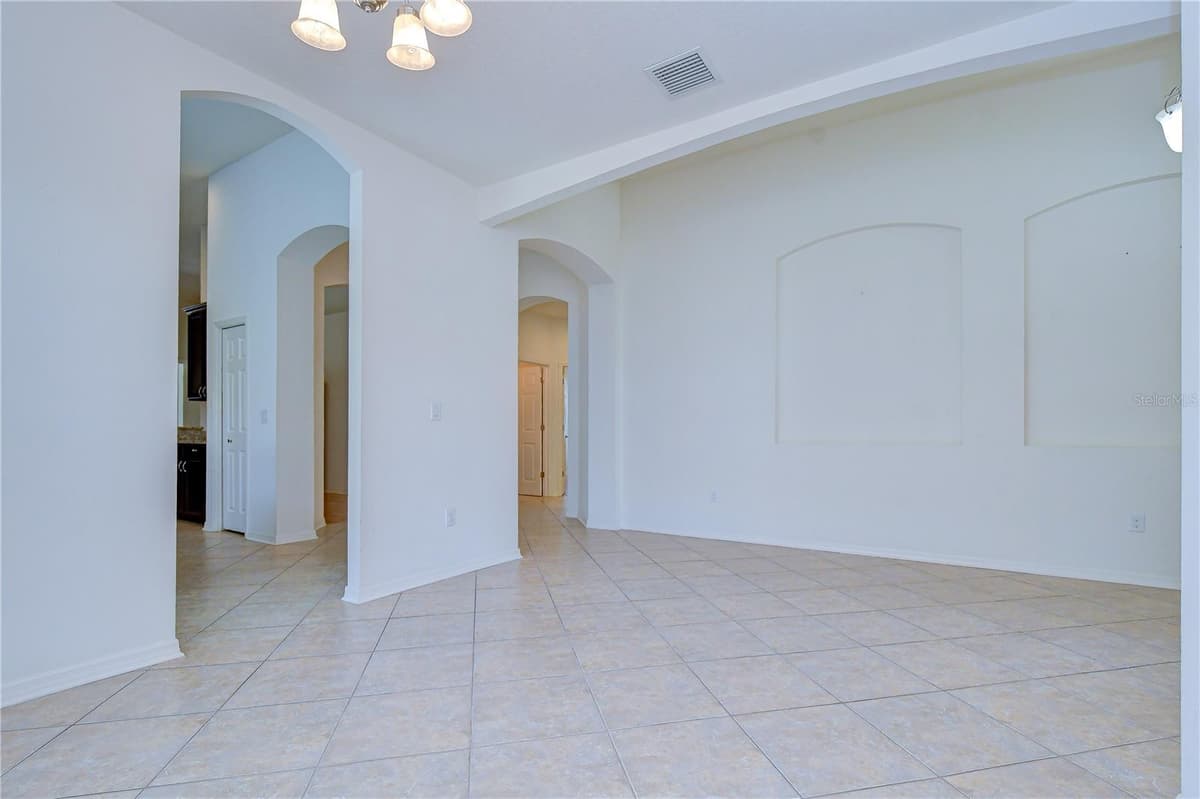 8443 WHITE POPLAR DRIVE — photo 31 of 100