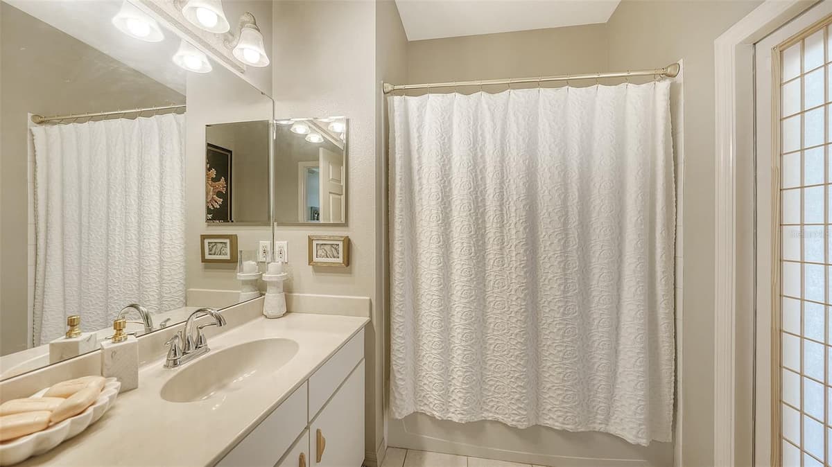 5122 CREEKSIDE TRAIL — photo 13 of 34