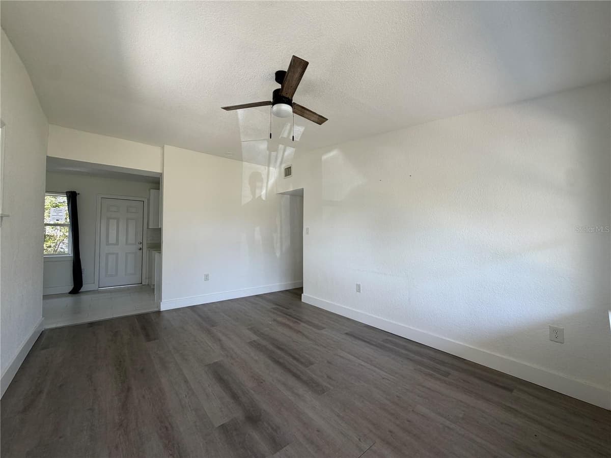 3126 KELVINGTON DRIVE — photo 6 of 27
