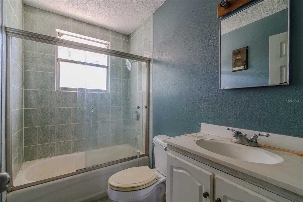 5238 65TH STREET — photo 9 of 54