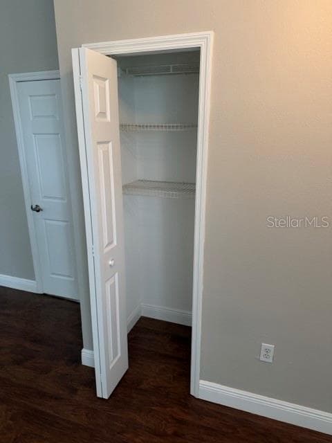 588 HOLLOWTREE PLACE — photo 11 of 25