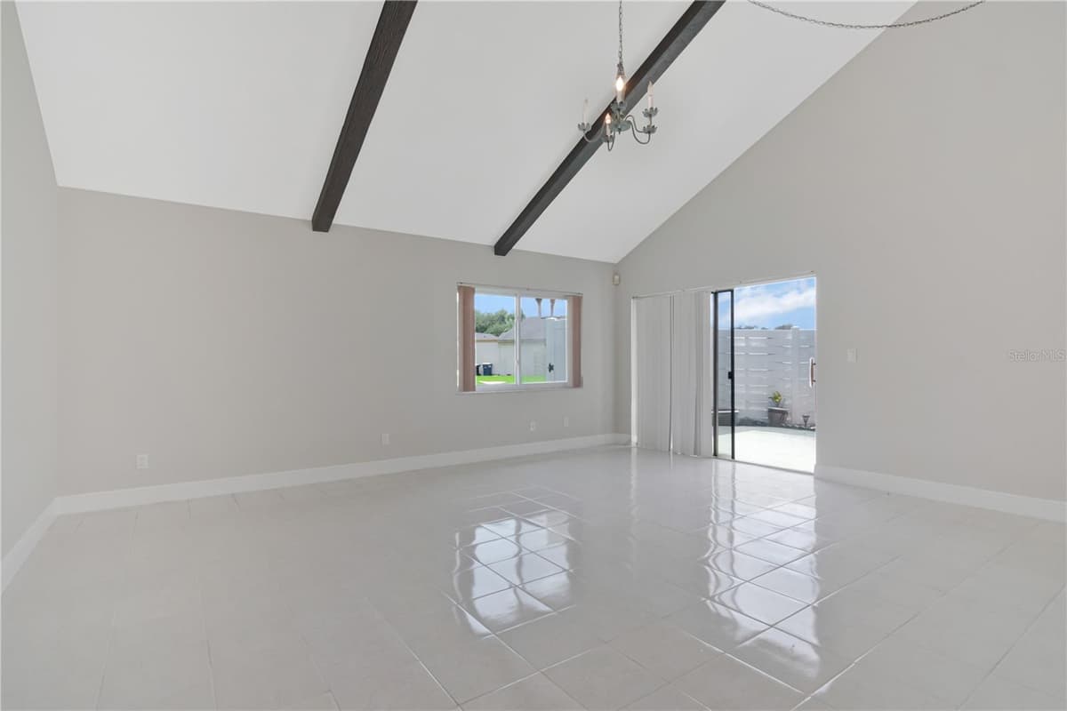 2655 BARKSDALE COURT — photo 3 of 37