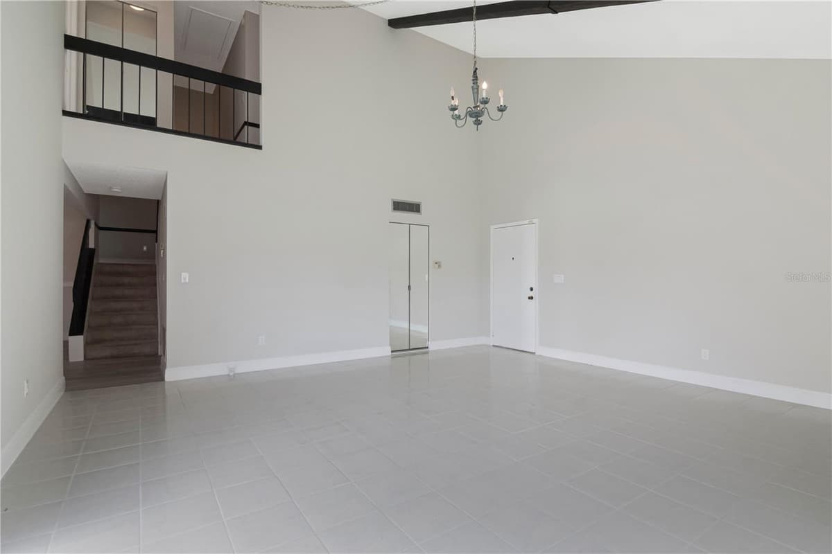 2655 BARKSDALE COURT — photo 5 of 37