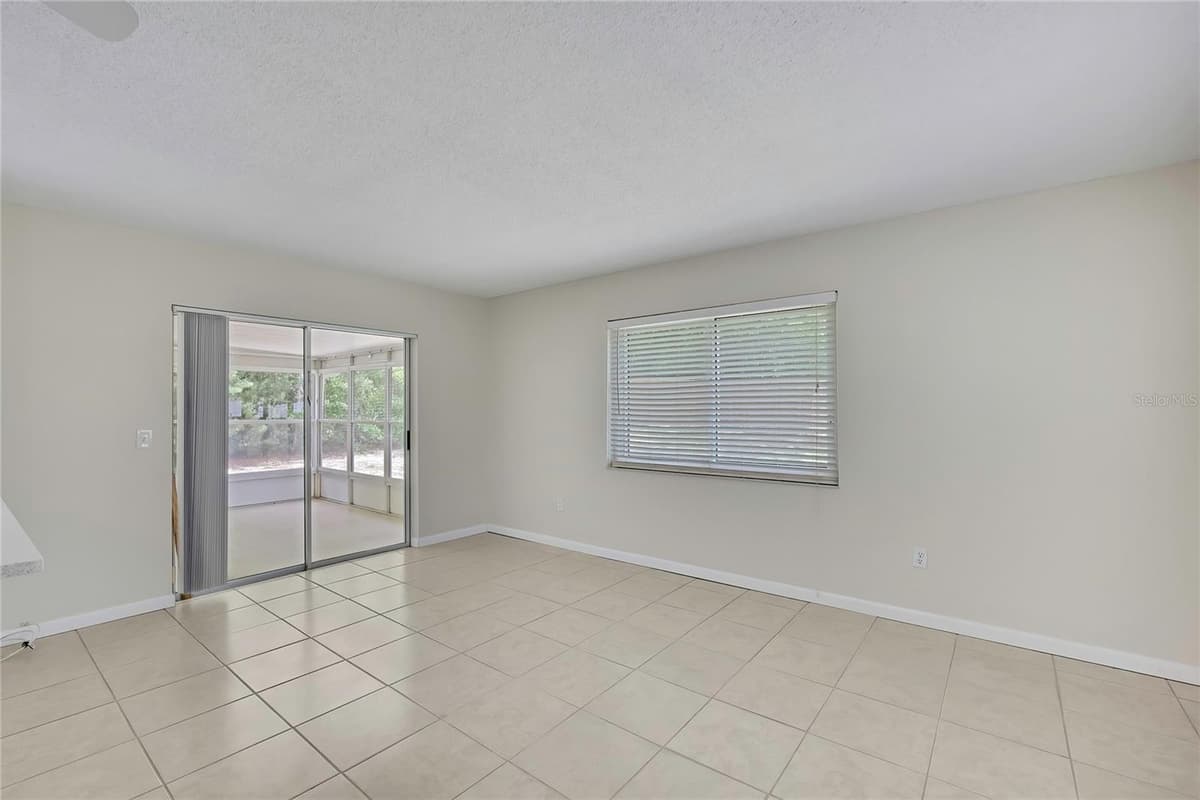 9279 PICKENS STREET — photo 14 of 48