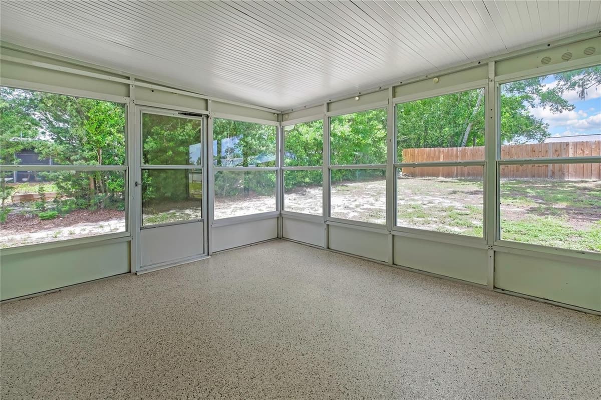 9279 PICKENS STREET — photo 41 of 48