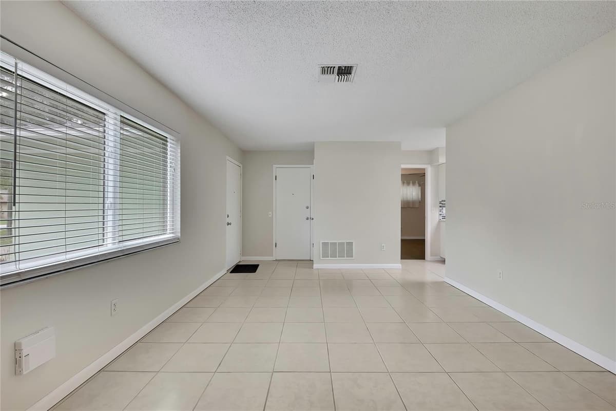 9279 PICKENS STREET — photo 6 of 48
