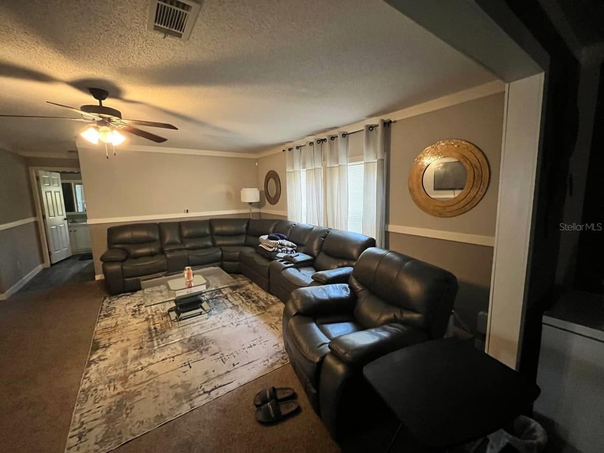 21619 41ST DRIVE — photo 15 of 61