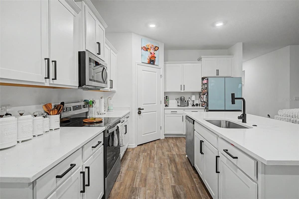 7815 WHEAT STONE DRIVE — photo 11 of 38