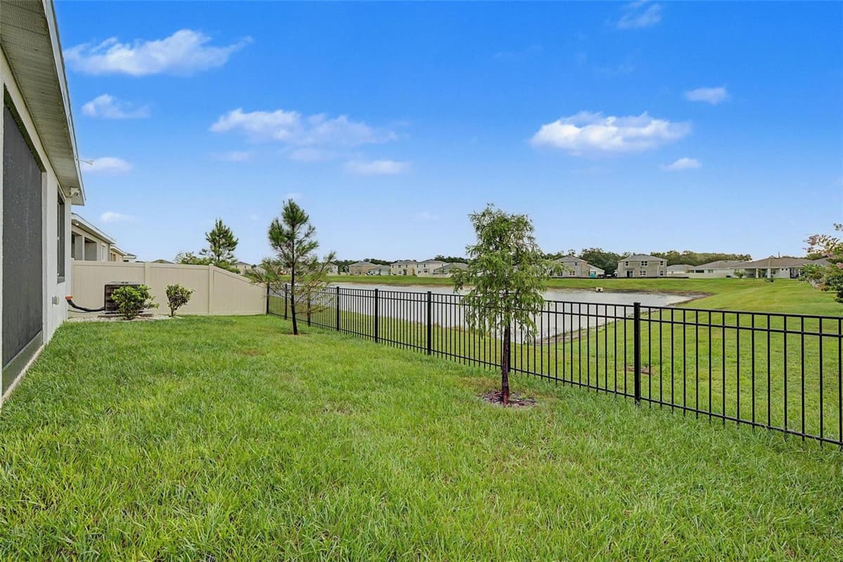 7815 WHEAT STONE DRIVE — photo 30 of 38
