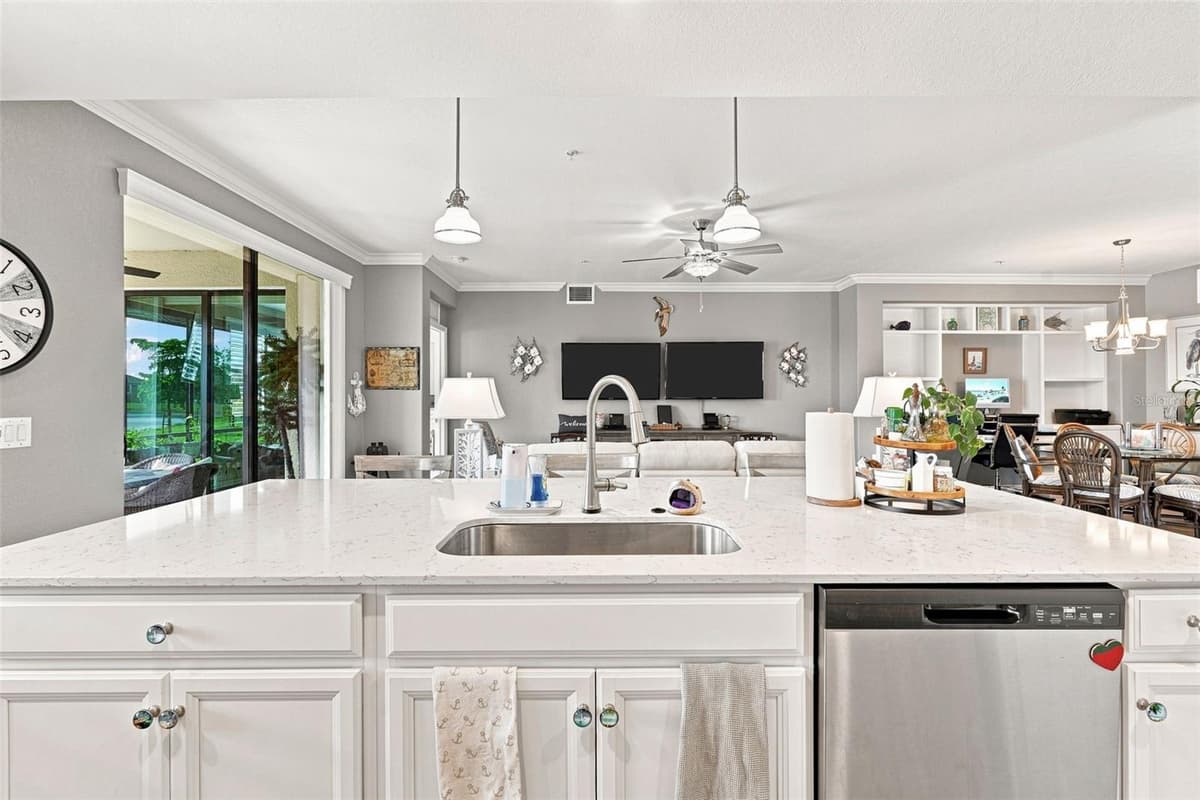 12455 GHIBERTI CIRCLE — photo 14 of 100