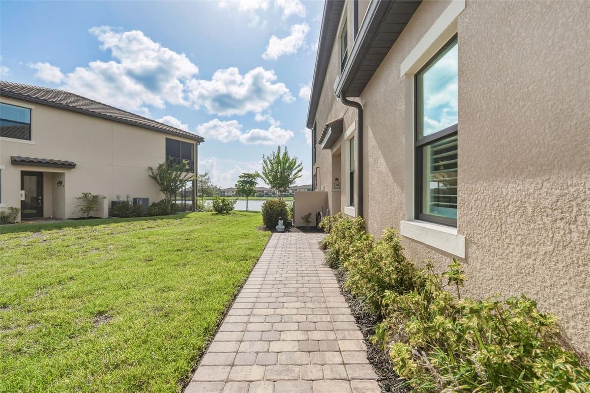 12455 GHIBERTI CIRCLE — photo 39 of 100