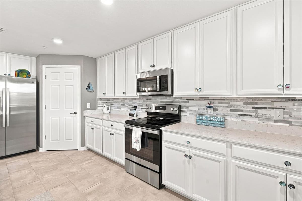 12455 GHIBERTI CIRCLE — photo 13 of 100