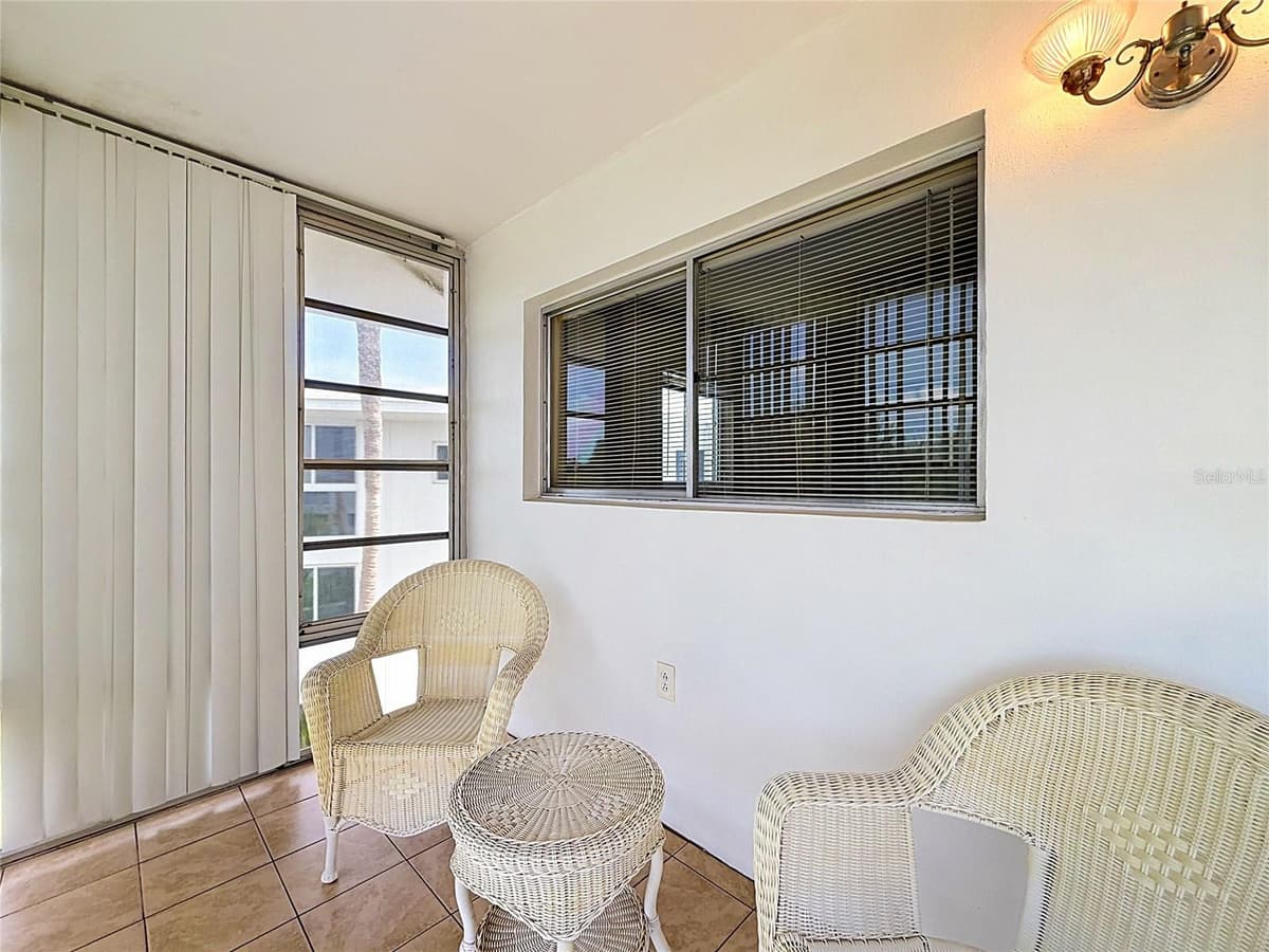 8101 113TH STREET — photo 28 of 47