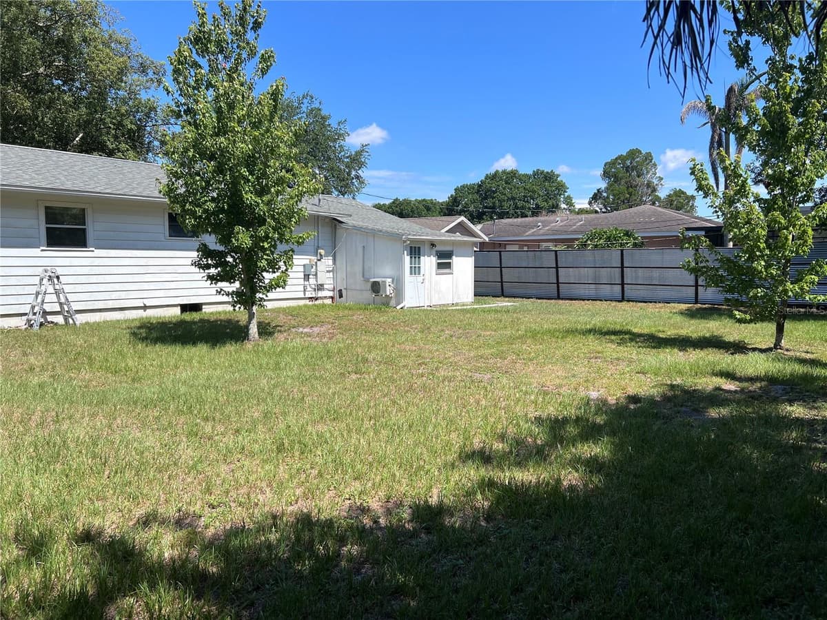 225 MISSISSIPPI AVENUE — photo 13 of 15