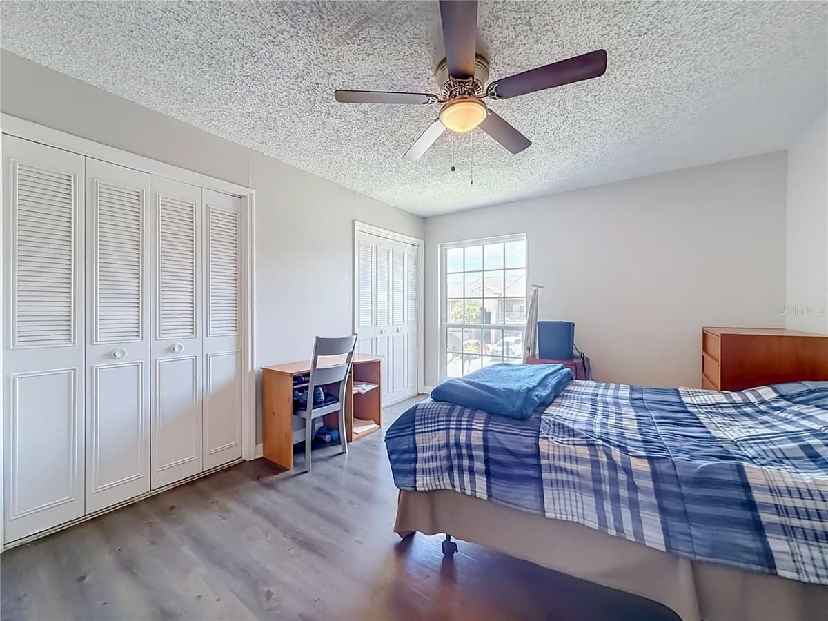 305 WYMORE ROAD — photo 14 of 27