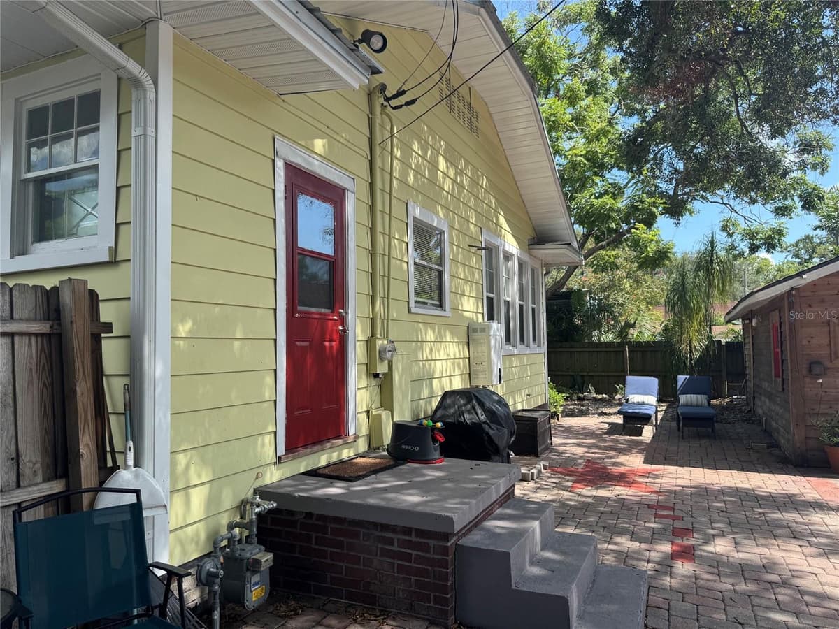 6408 HIGHLAND AVENUE — photo 9 of 54