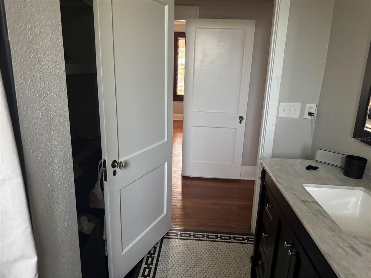 6408 HIGHLAND AVENUE — photo 46 of 54