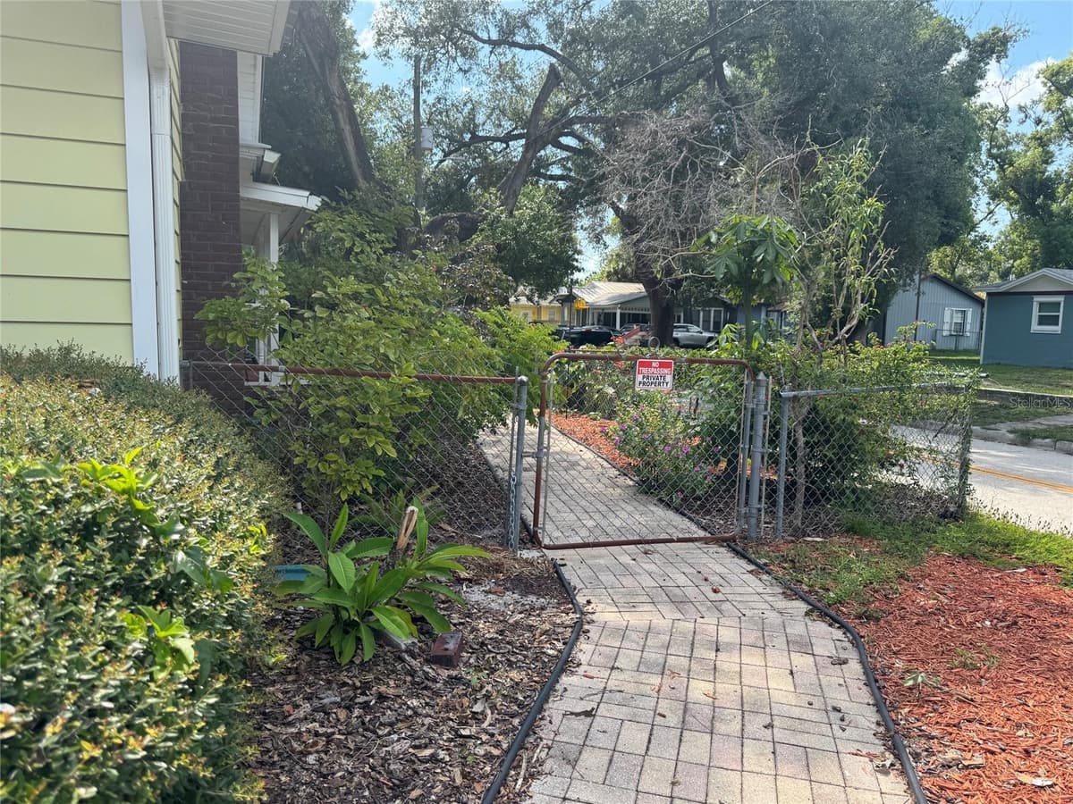 6408 HIGHLAND AVENUE — photo 8 of 54
