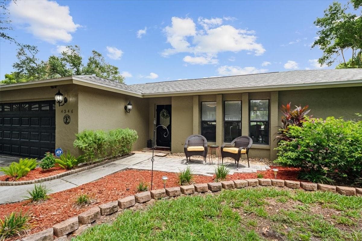 4346 MEADOWLAND CIRCLE — photo 12 of 44