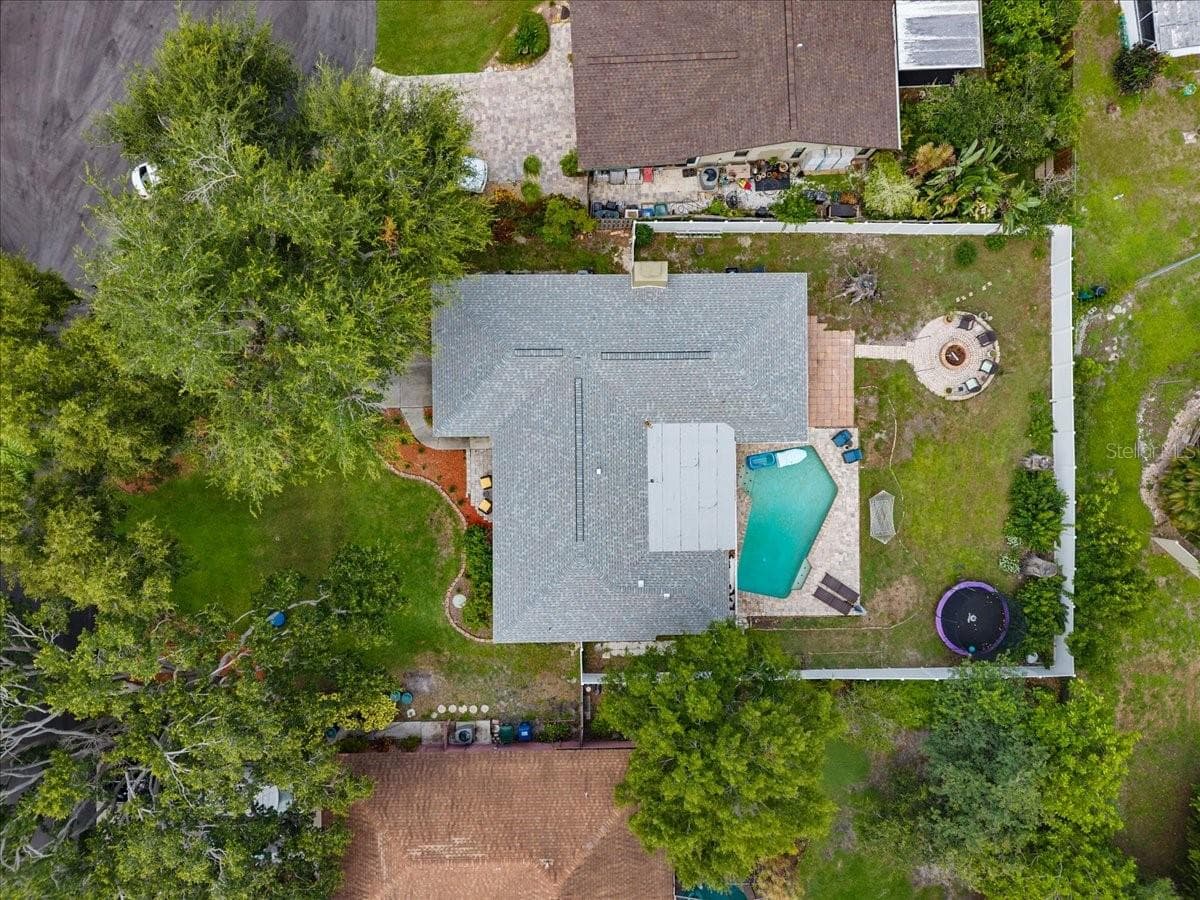 4346 MEADOWLAND CIRCLE — photo 3 of 44