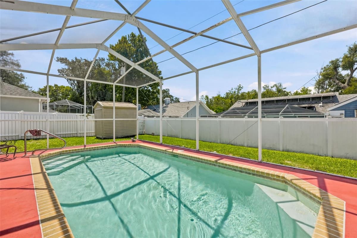 15486 SARATOGA DRIVE — photo 20 of 42