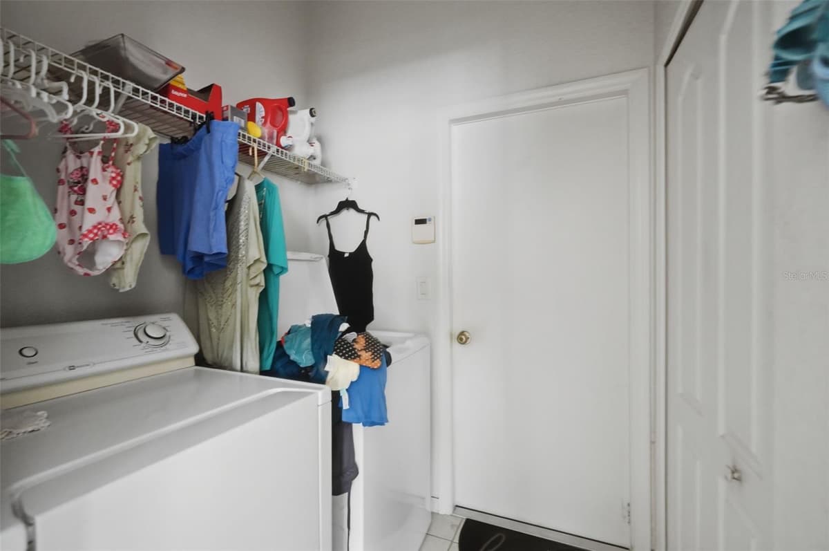 15486 SARATOGA DRIVE — photo 17 of 42