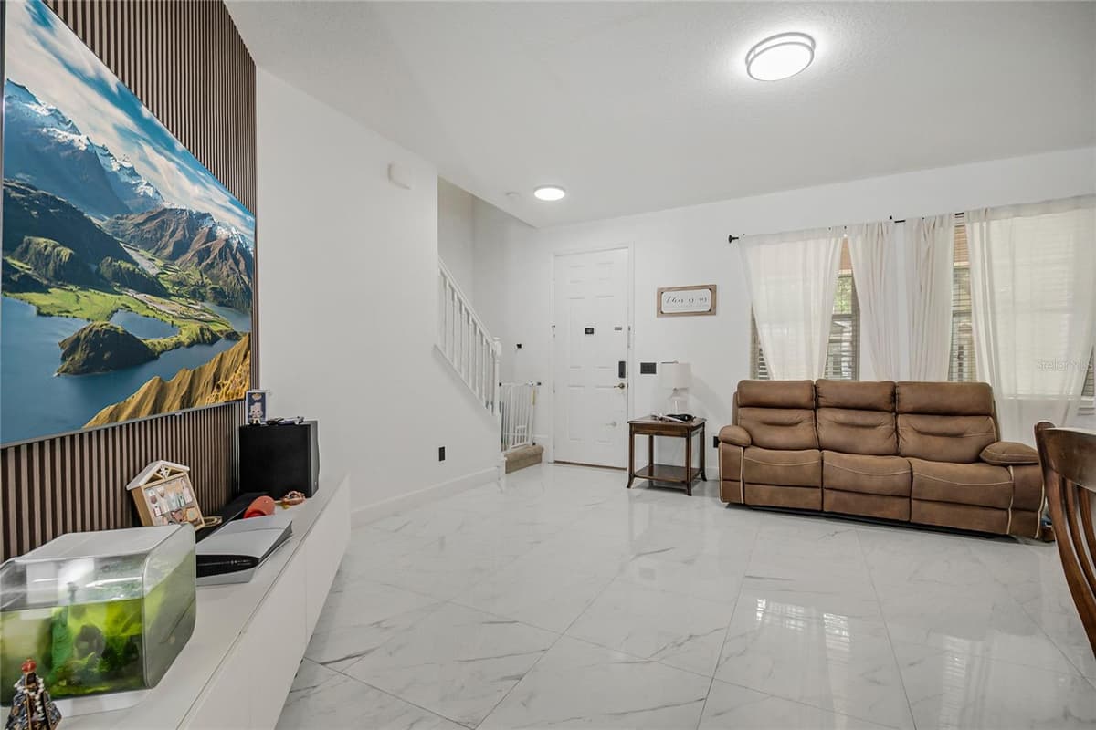 7919 NORTHLAKE PARKWAY — photo 12 of 63