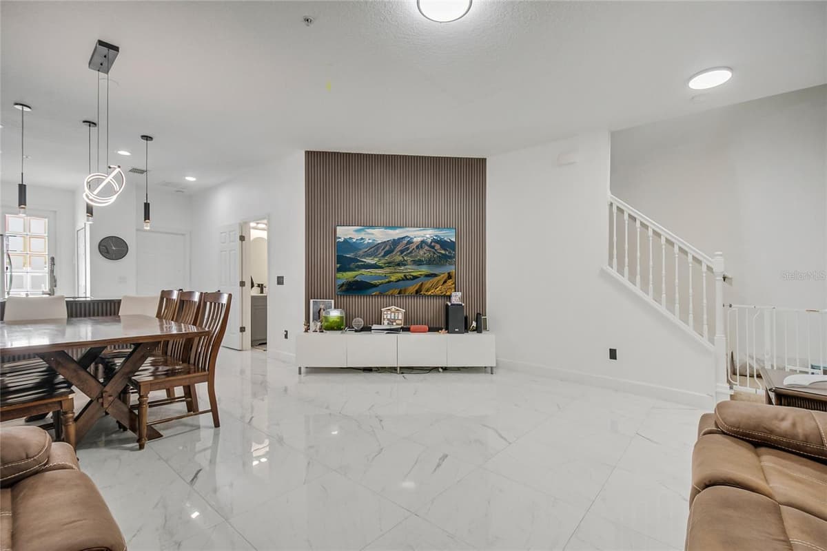 7919 NORTHLAKE PARKWAY — photo 8 of 63