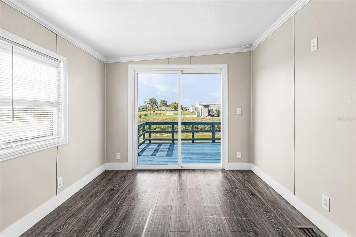 1475 FLAMINGO DRIVE — photo 10 of 34