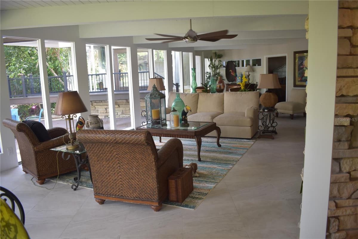 1653 SUNNYBROOK LANE — photo 30 of 47