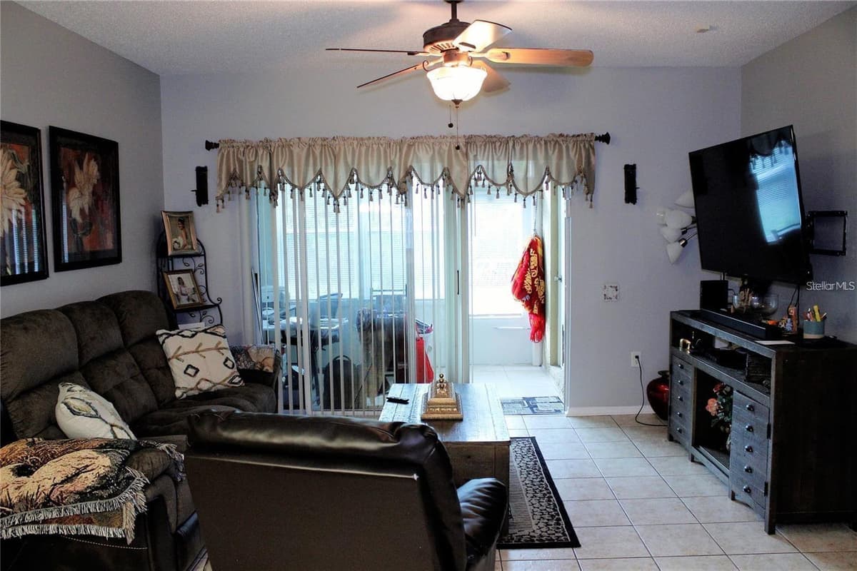 1247 REDONDO WAY — photo 6 of 16