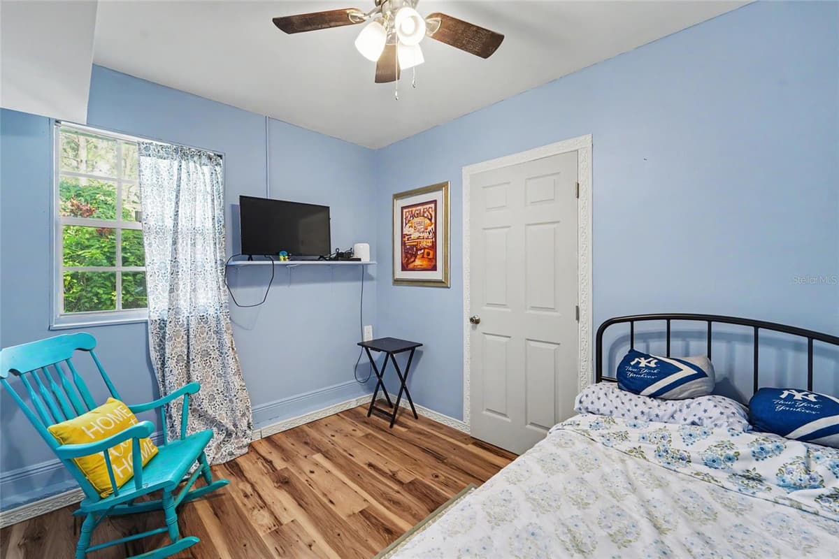 3174 PHLOX DRIVE — photo 24 of 28