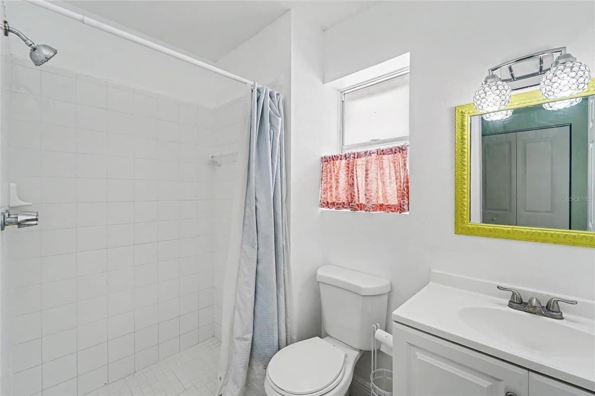 3174 PHLOX DRIVE — photo 20 of 28
