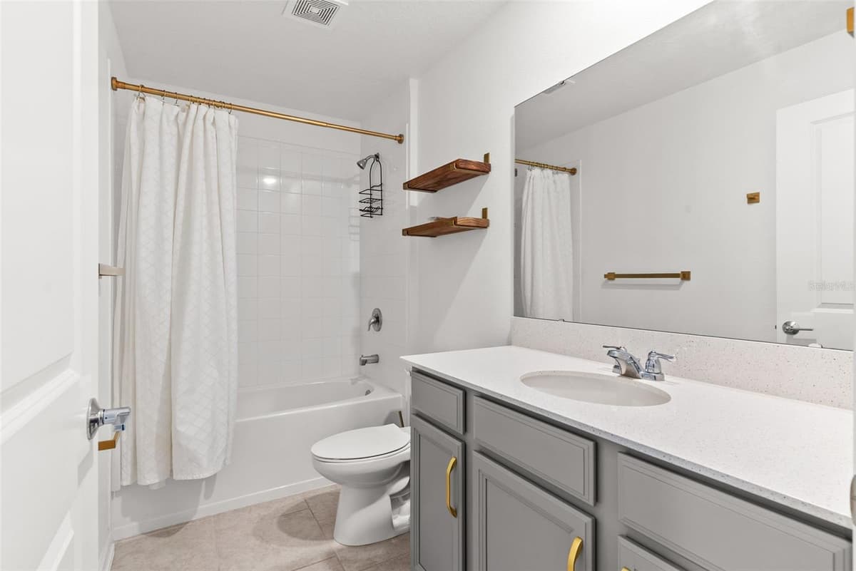 5121 FOUR STRAND COURT — photo 16 of 36