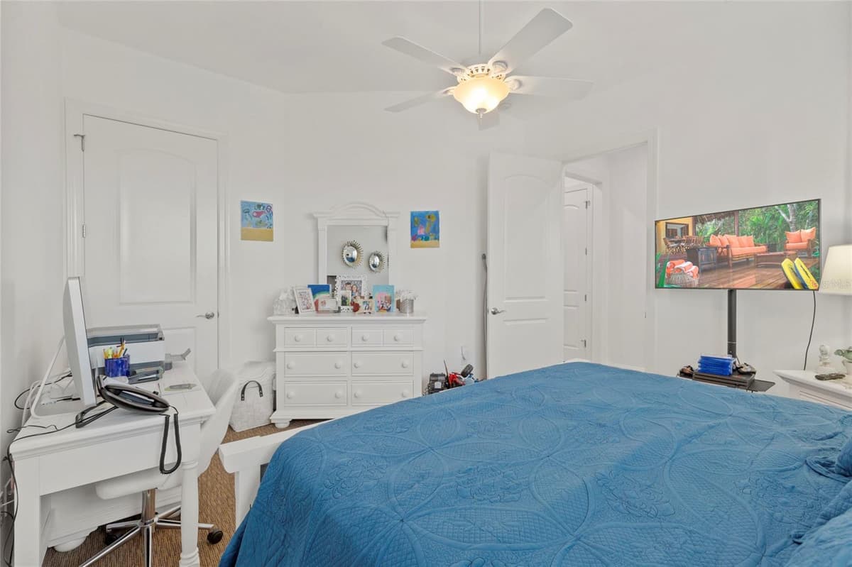 10 FRANKLIN COURT — photo 50 of 81