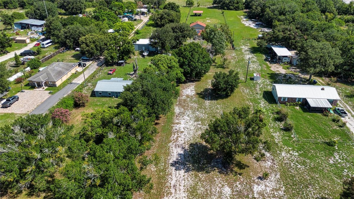 13522 COUNTY ROAD 672 HIGHWAY — photo 7 of 67