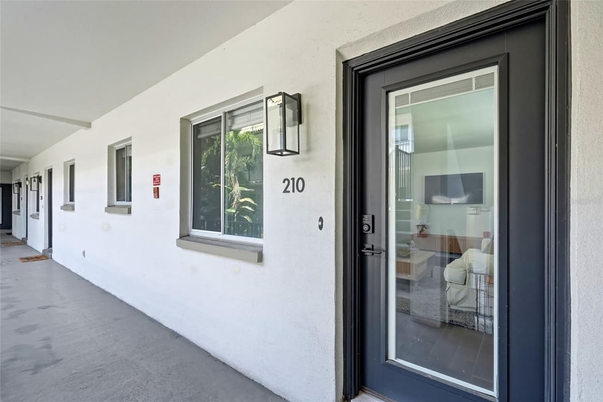 125 5TH AVENUE — photo 3 of 26