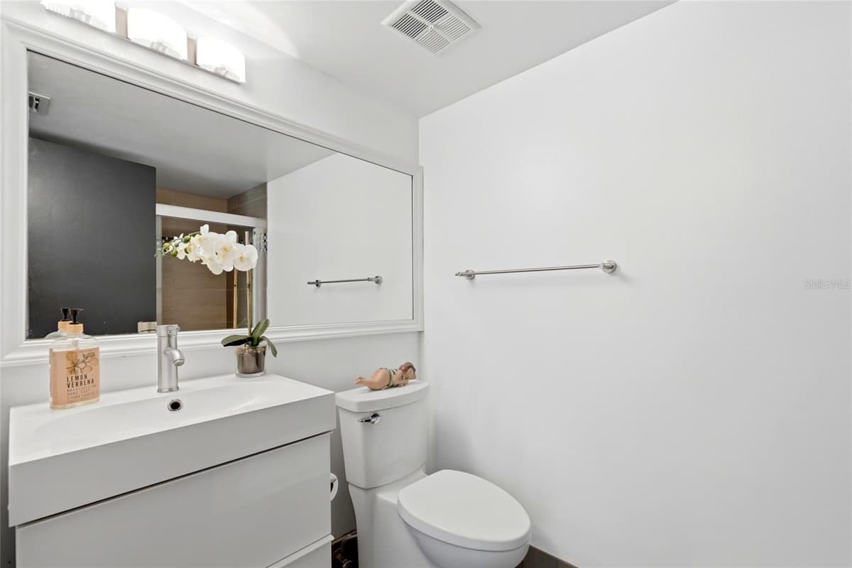 125 5TH AVENUE — photo 9 of 26