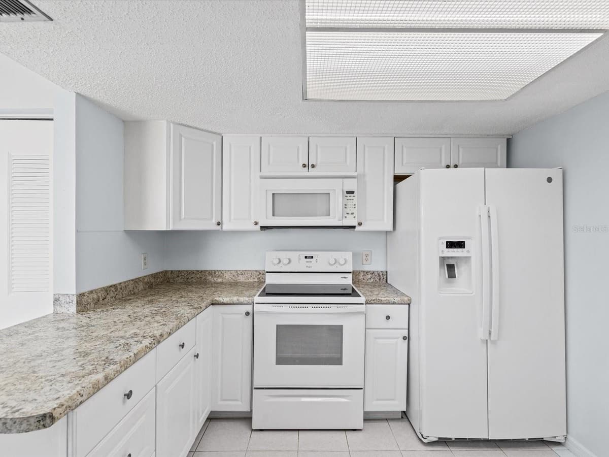 3806 STAYSAIL LANE — photo 9 of 57