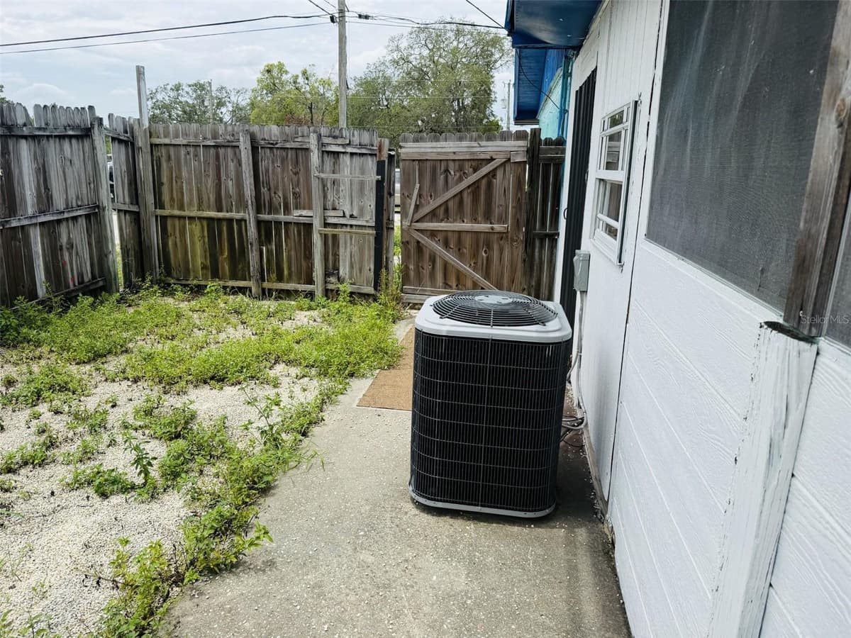 8061 CORTEZ BOULEVARD — photo 6 of 7