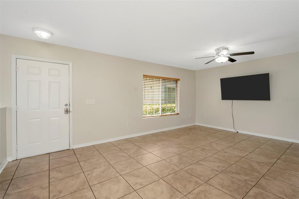 7361 BANK DRIVE — photo 3 of 25