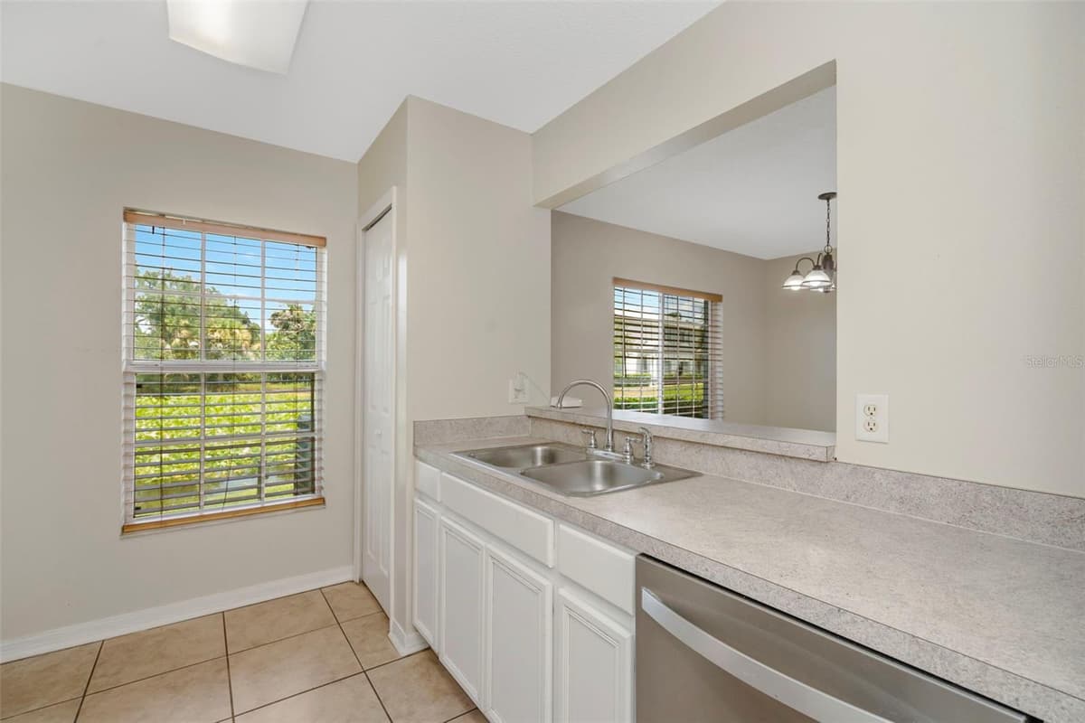 7361 BANK DRIVE — photo 8 of 25