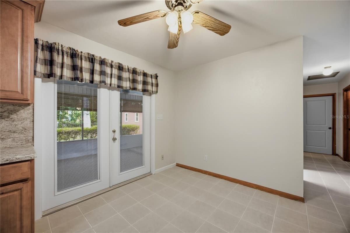 130 75TH TERRACE — photo 16 of 42