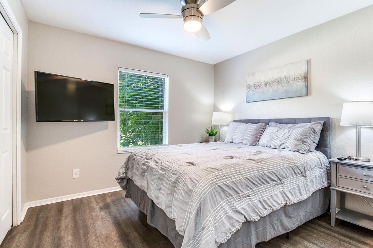 1126 VINETREE DRIVE — photo 17 of 20