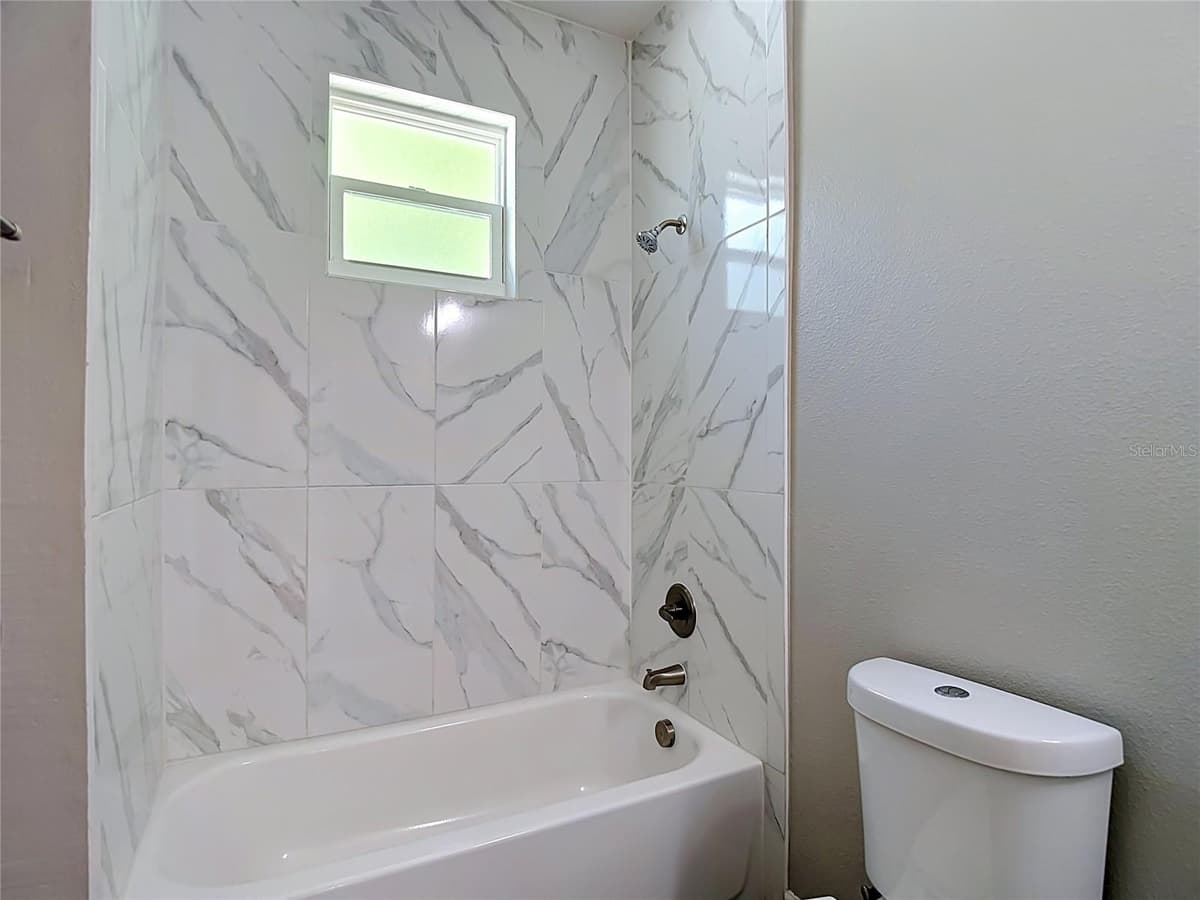 509 LAKE AVENUE — photo 47 of 60
