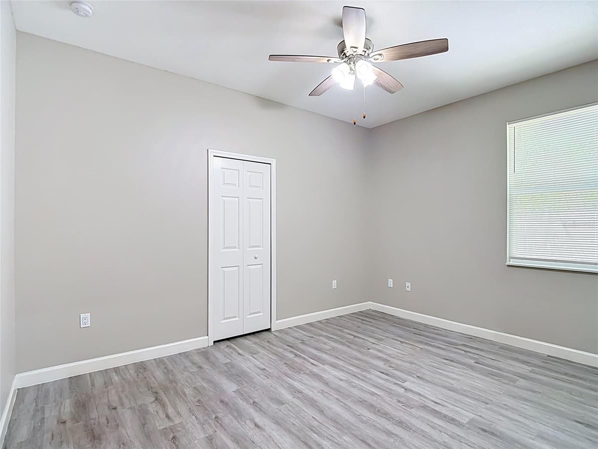 509 LAKE AVENUE — photo 36 of 60