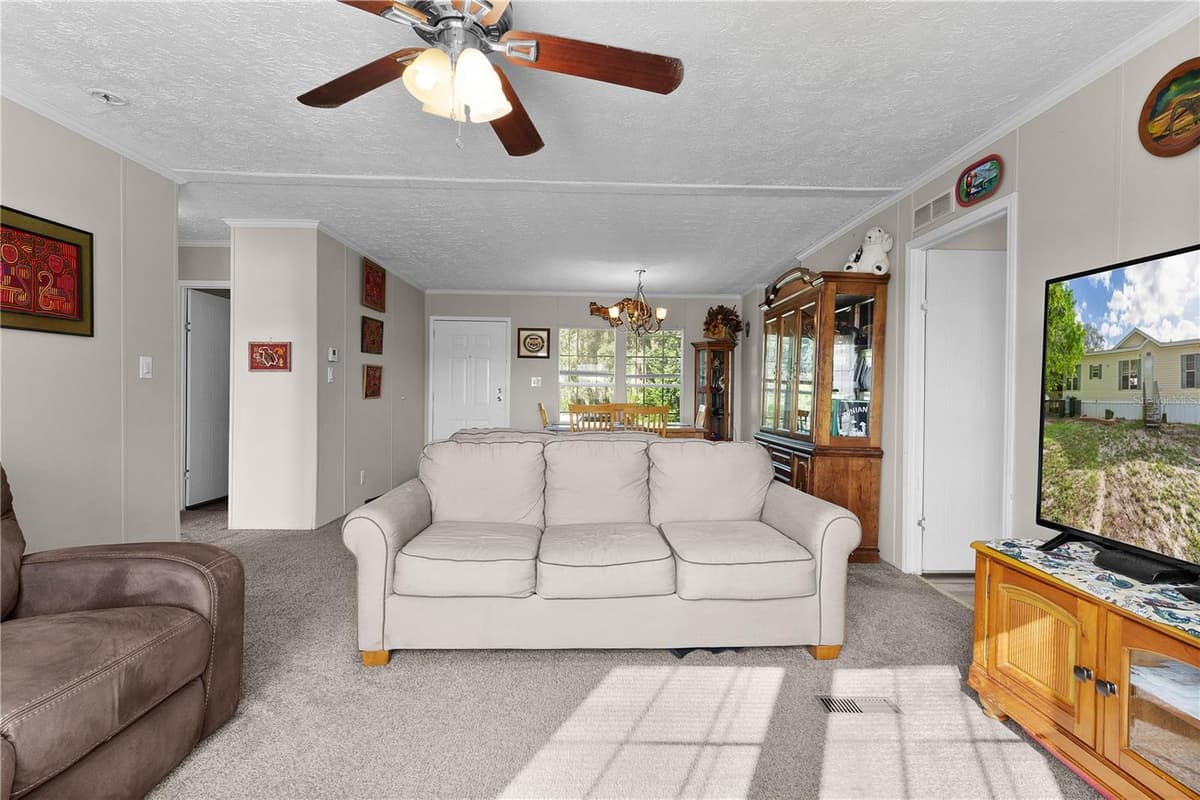 6590 CR 631 — photo 7 of 40